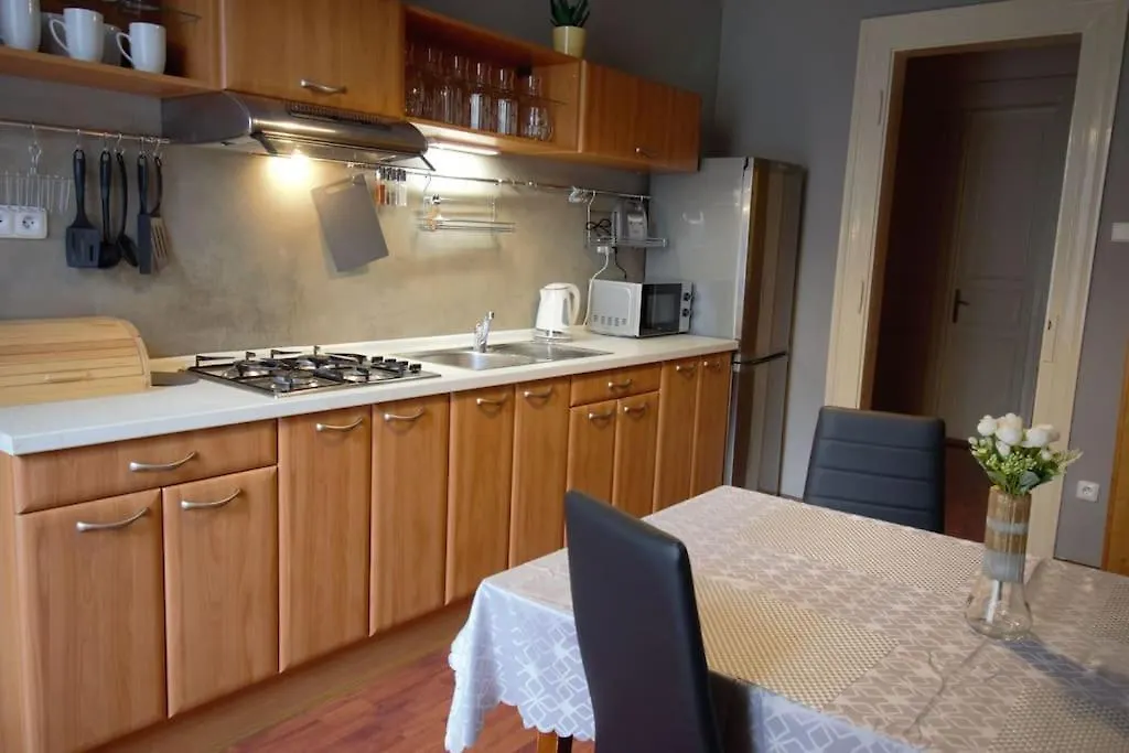 Comfort 2Bedrooms Quite Place!-Vinohrady Praga